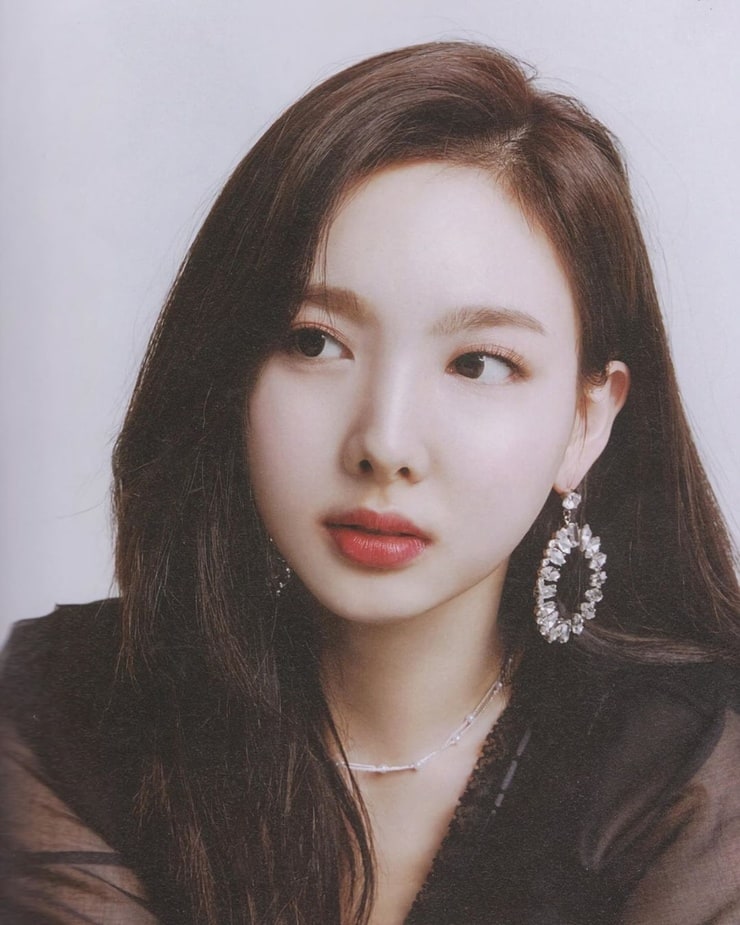 Im Nayeon