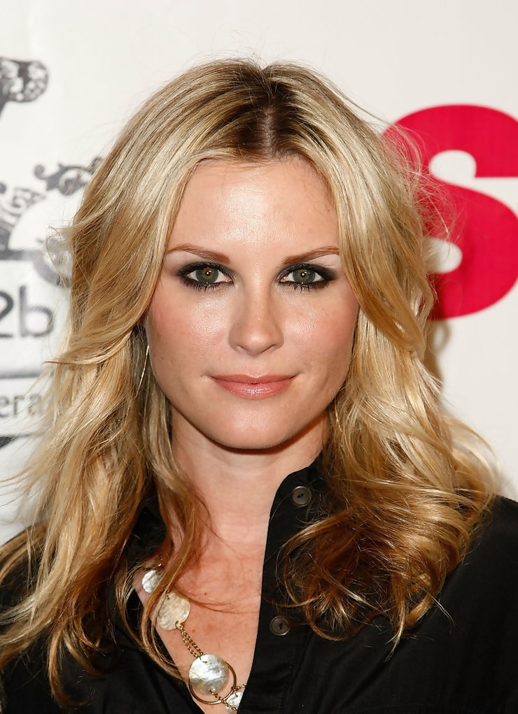 Picture of Bonnie Somerville