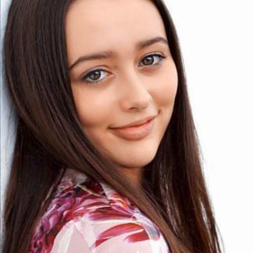 Zoey O'Loughlin Zoey O'Loughlin