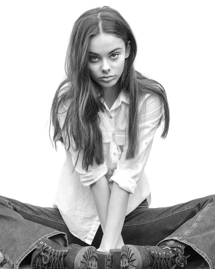 Meika Woollard picture