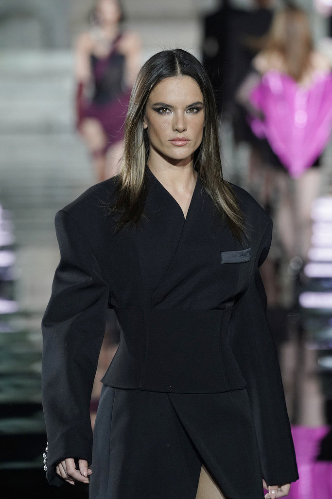 Alessandra Ambrosio Alessandra Ambrosio