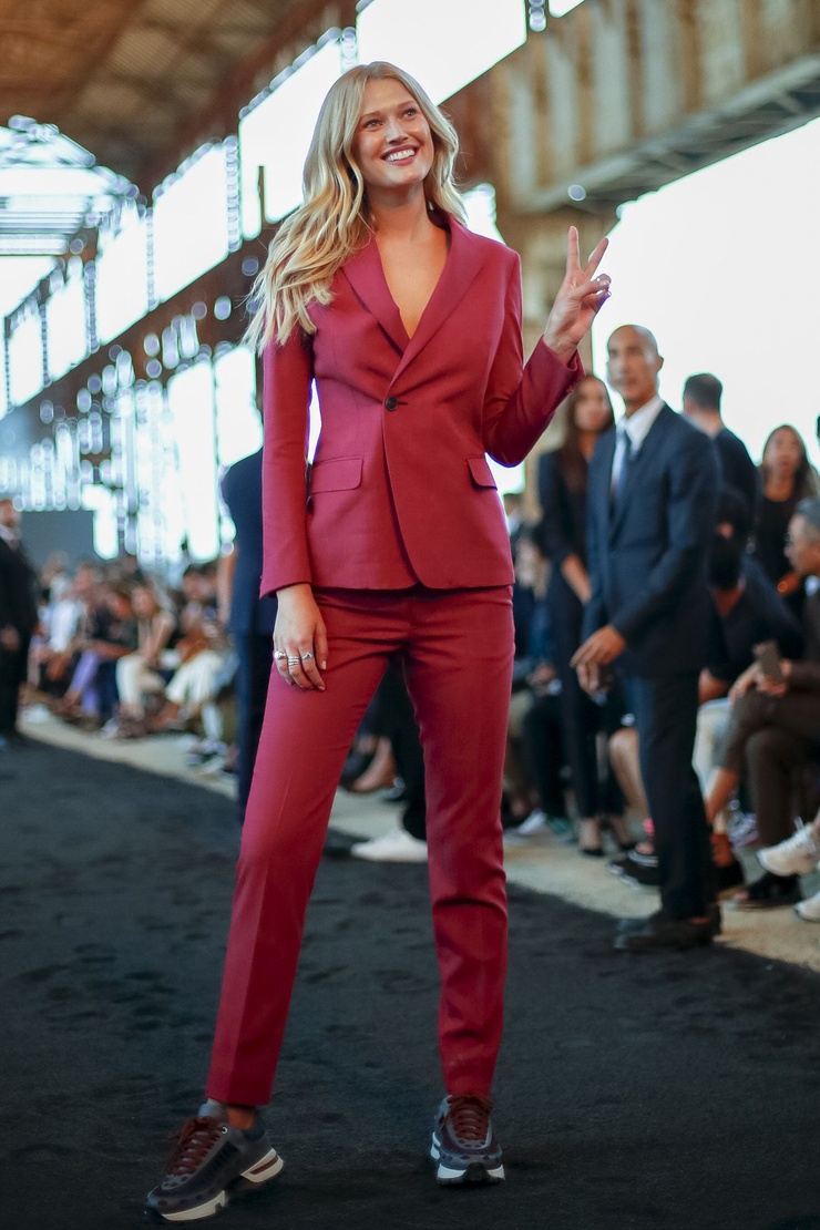 Toni Garrn