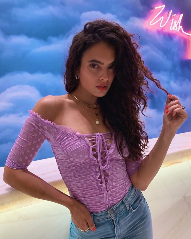 Picture of Nina Daniele