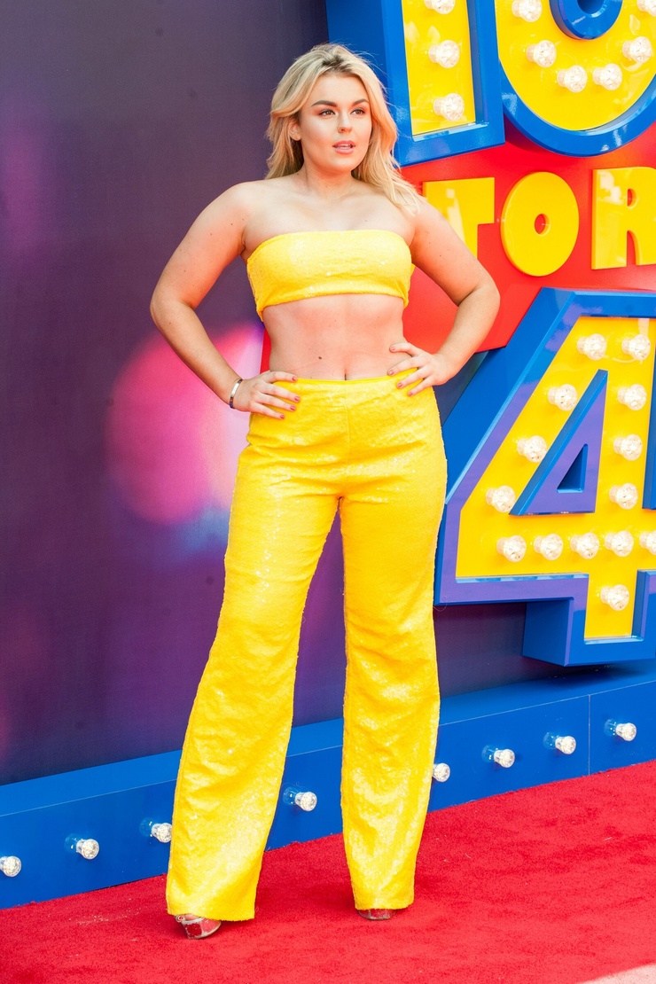 Tallia Storm
