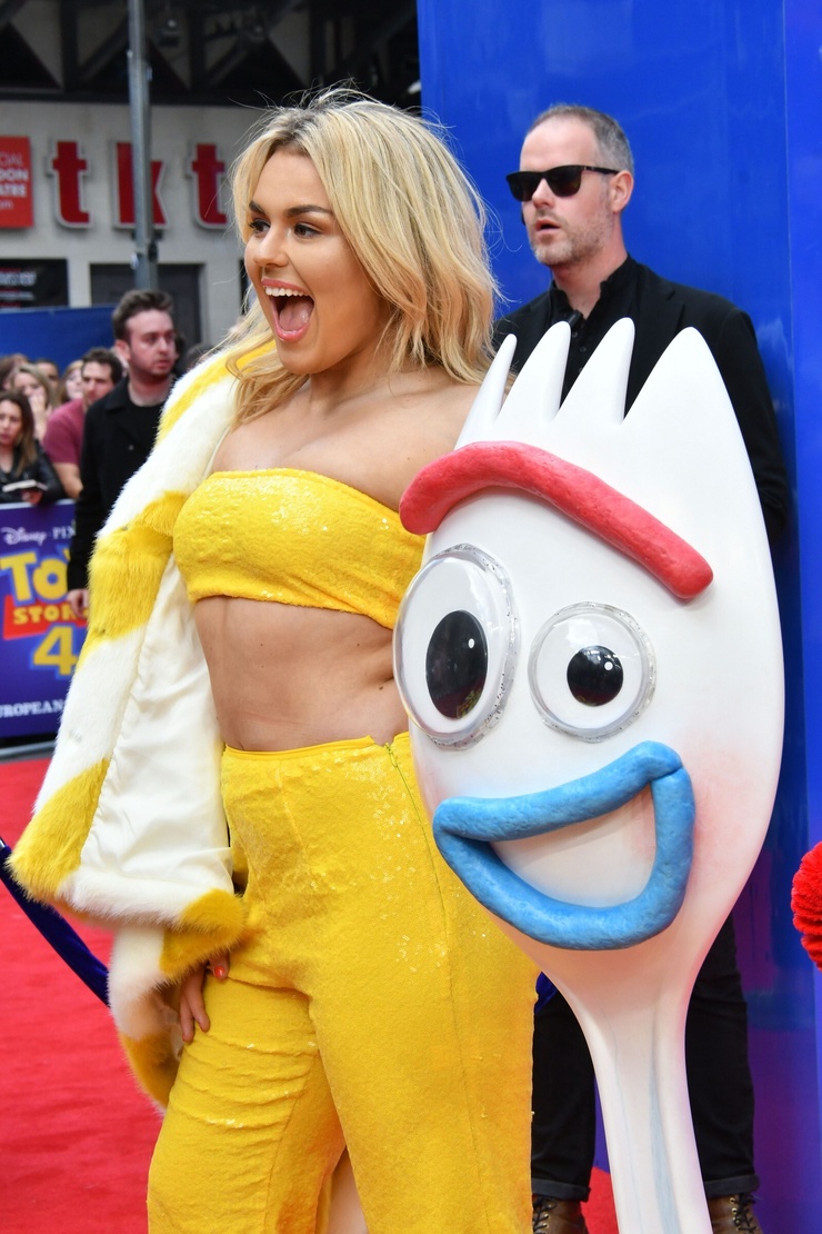 Tallia Storm