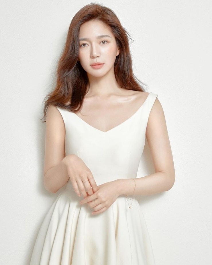 Lee Elijah Lee Elijah