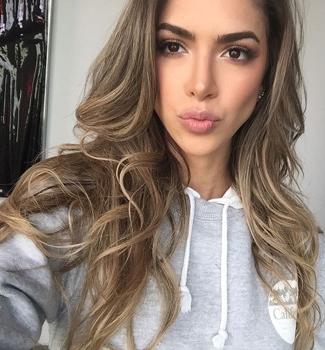 Anllela Sagra Anllela Sagra