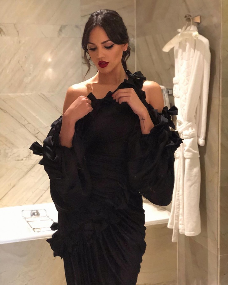 Eiza Gonzalez