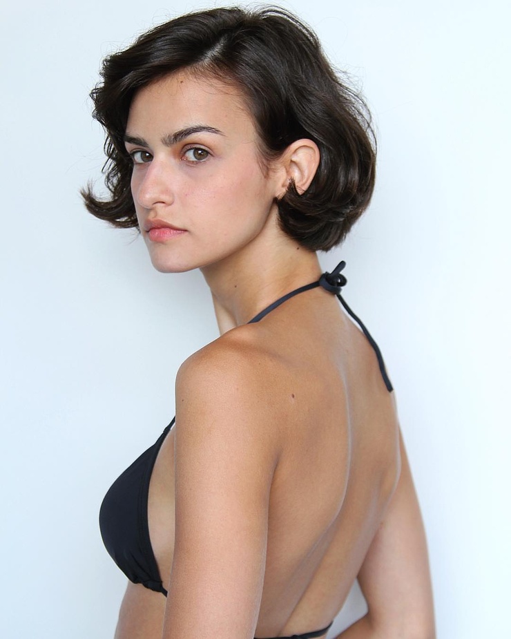 Tainá Baviera