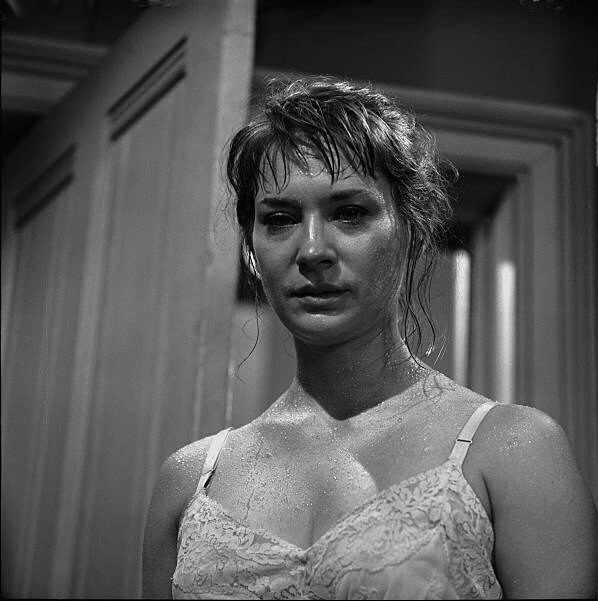 Lois Nettleton