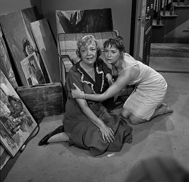 Lois Nettleton