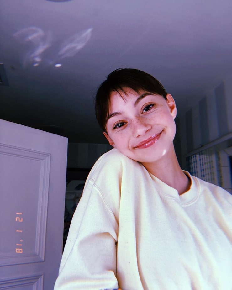 Lauren Lindsey Donzis