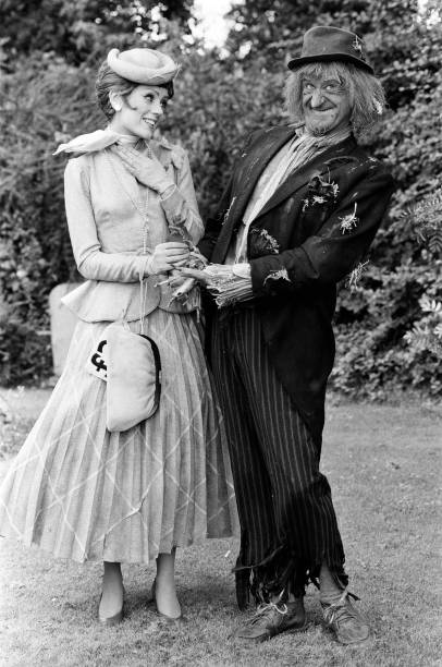 Lorraine Chase