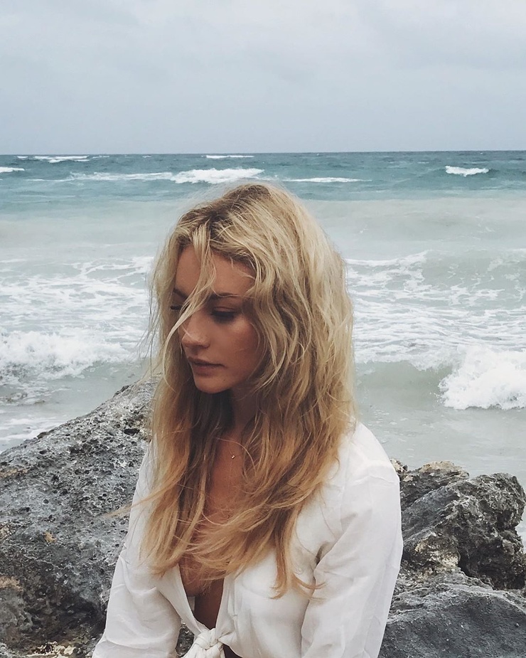 Bryana Holly Bryana Holly