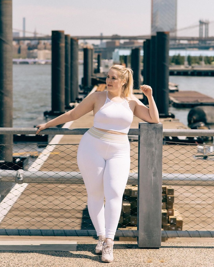 Sophie Turner (Plus Size)