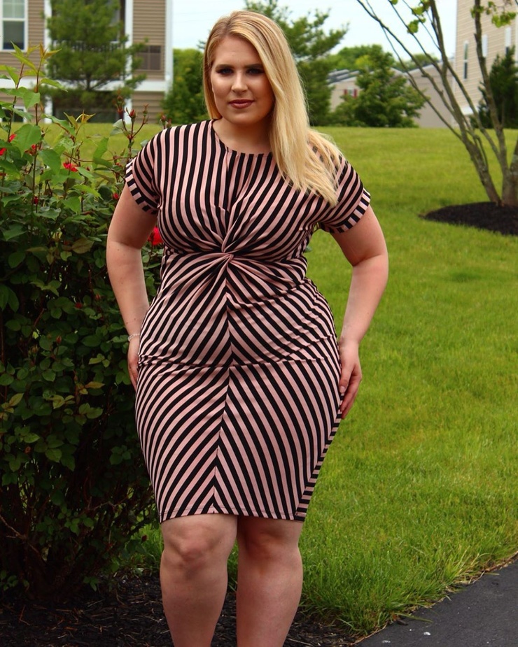 Sophie Turner (Plus Size)