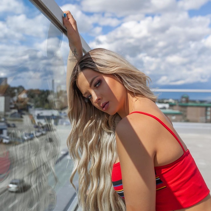 Ashley Resch