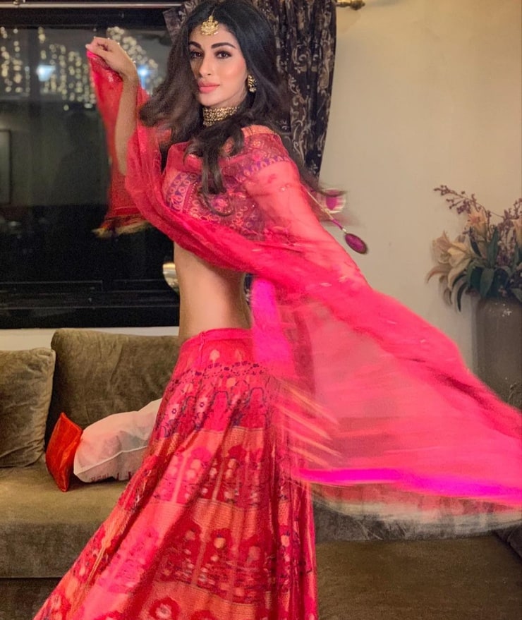 Mouni Roy