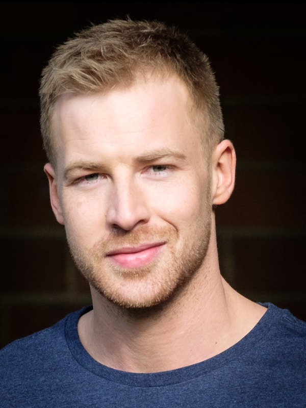 Angus McLaren