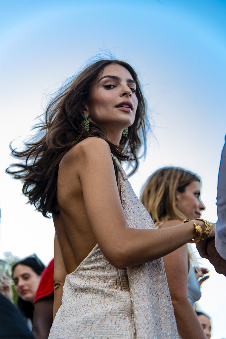 Emily Ratajkowski
