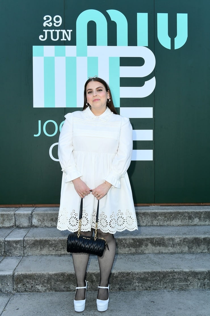 Beanie Feldstein