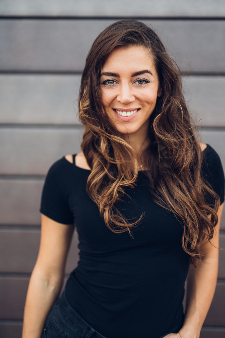 Elisa Posky Elisa Posky