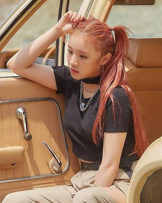 Yuqi Yuqi