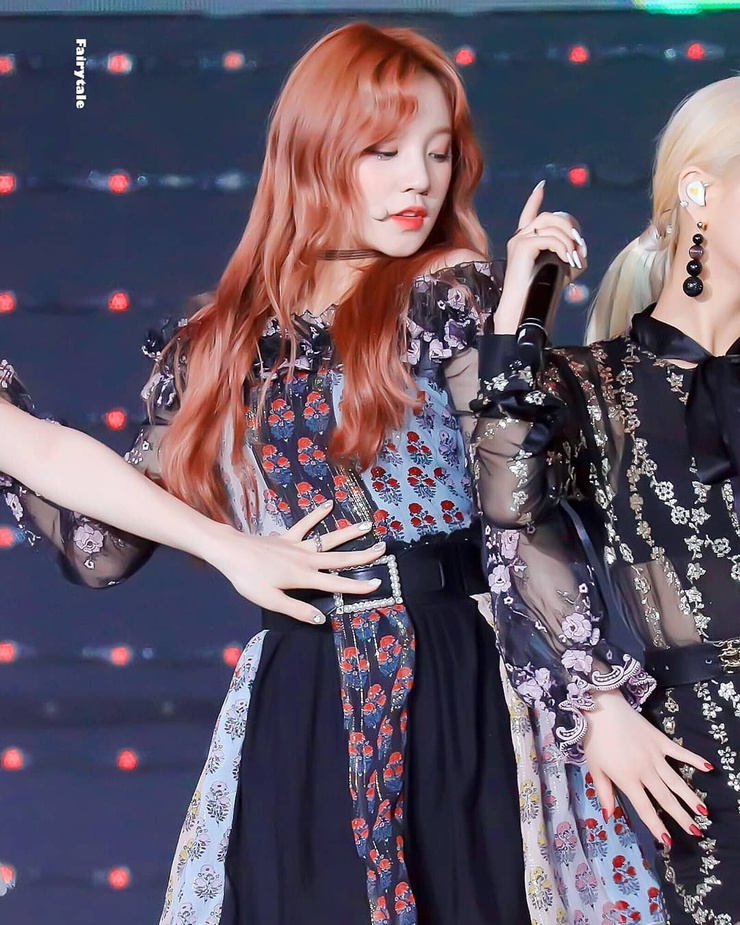 Yuqi Yuqi