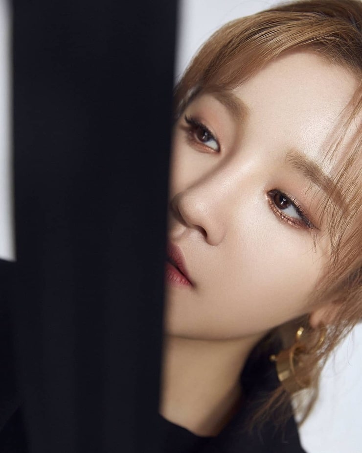 Yuqi Yuqi