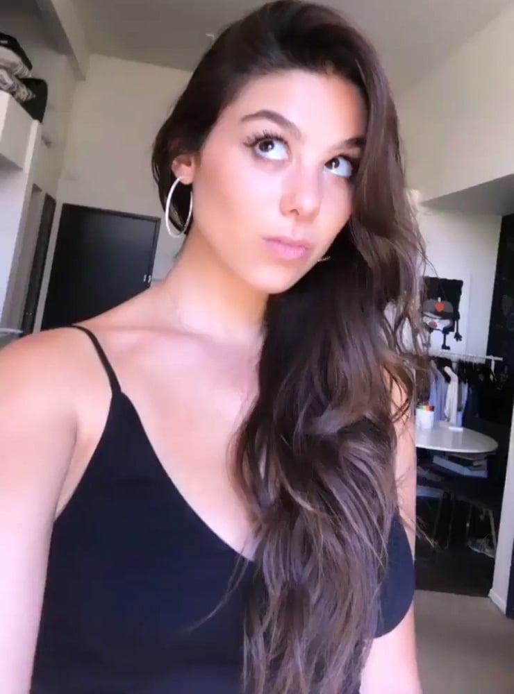 Picture of Kira Kosarin