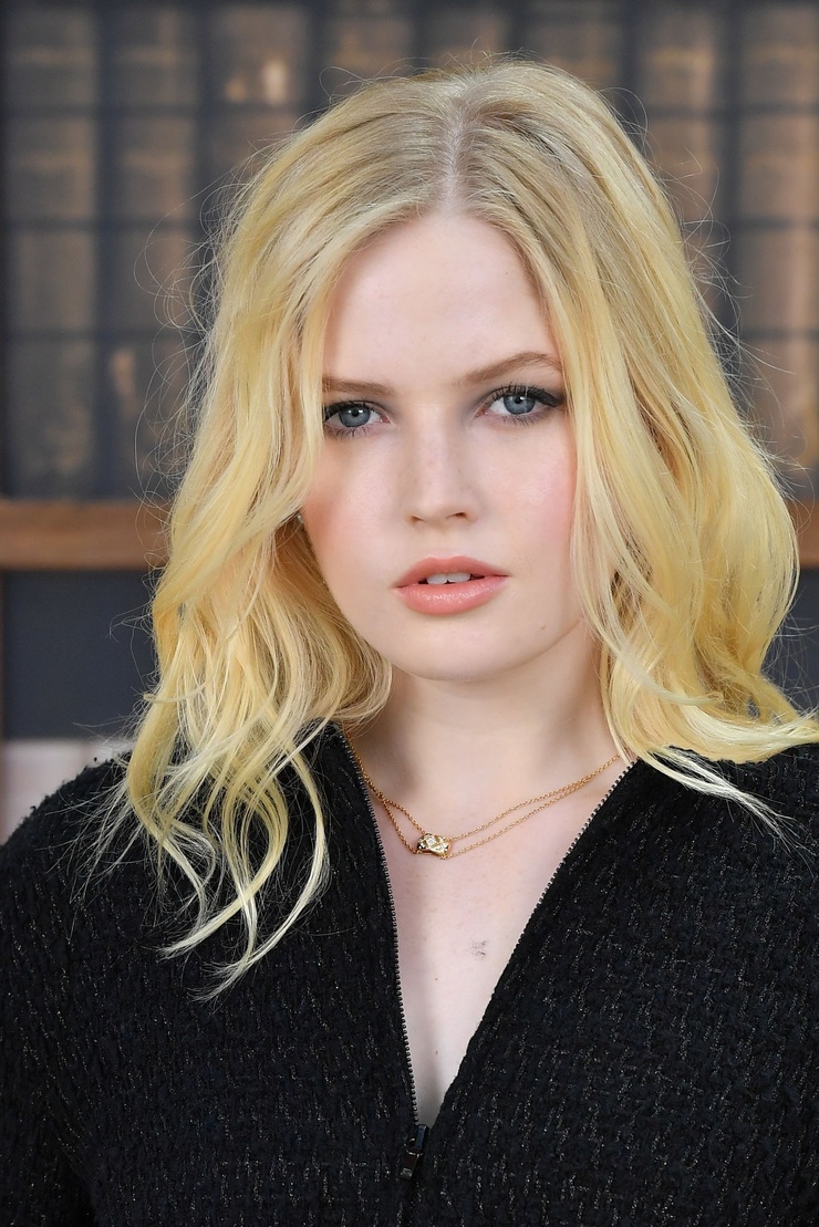 Ellie Bamber Ellie Bamber