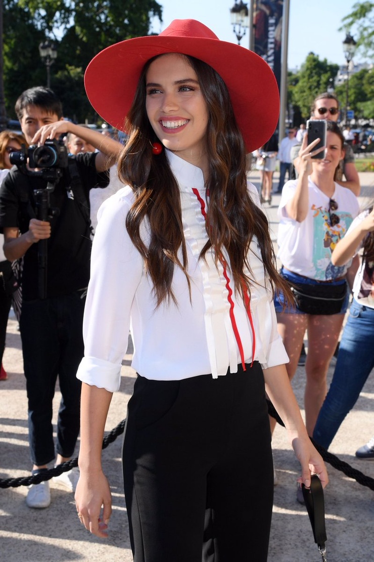 Sara Sampaio Sara Sampaio