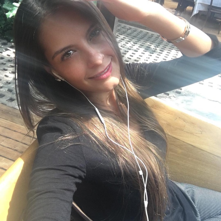 Laura Acuna