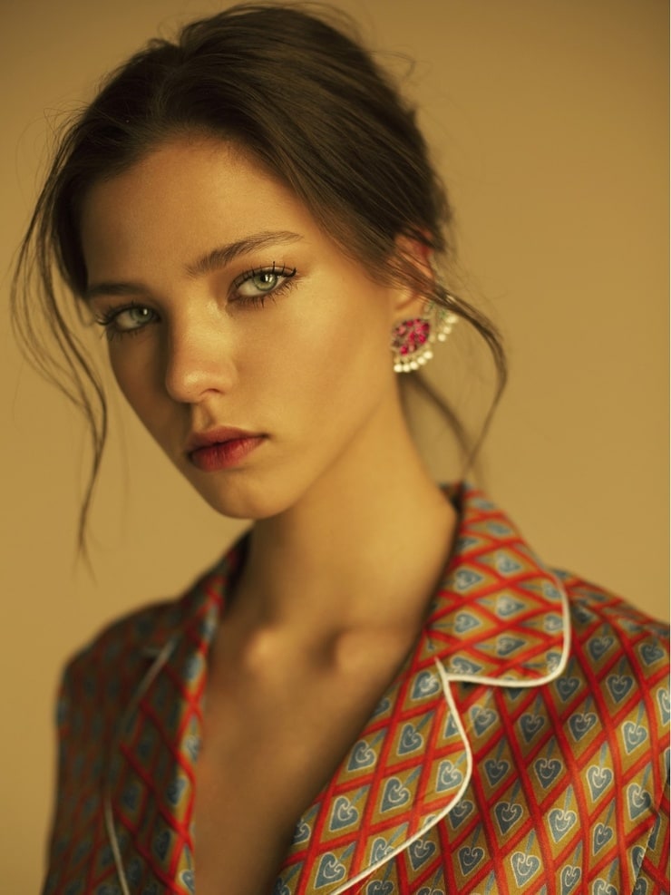 Alesya Kafelnikova Alesya Kafelnikova