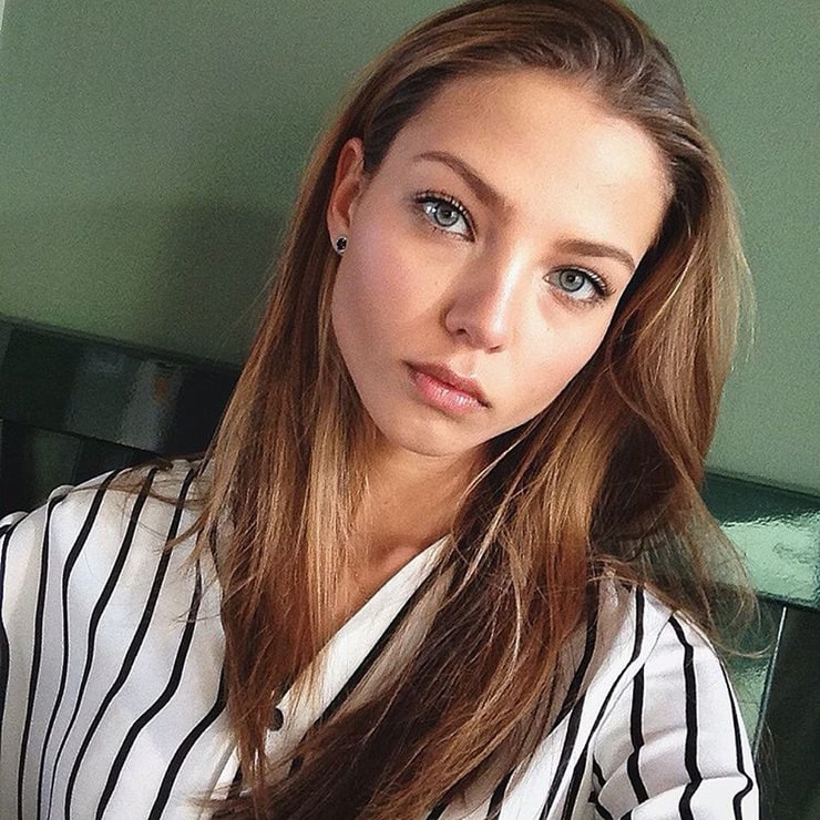 Alesya Kafelnikova 