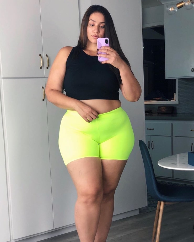 Erica Lauren (Plus Size Model)