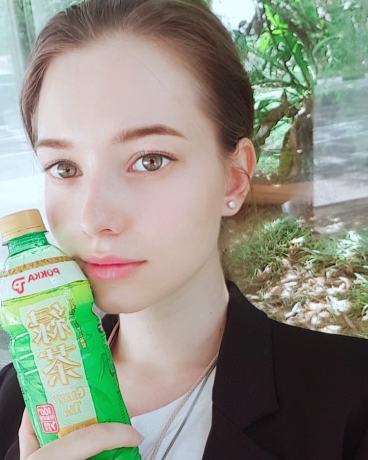 Anastasia Cebulska Anastasia Cebulska