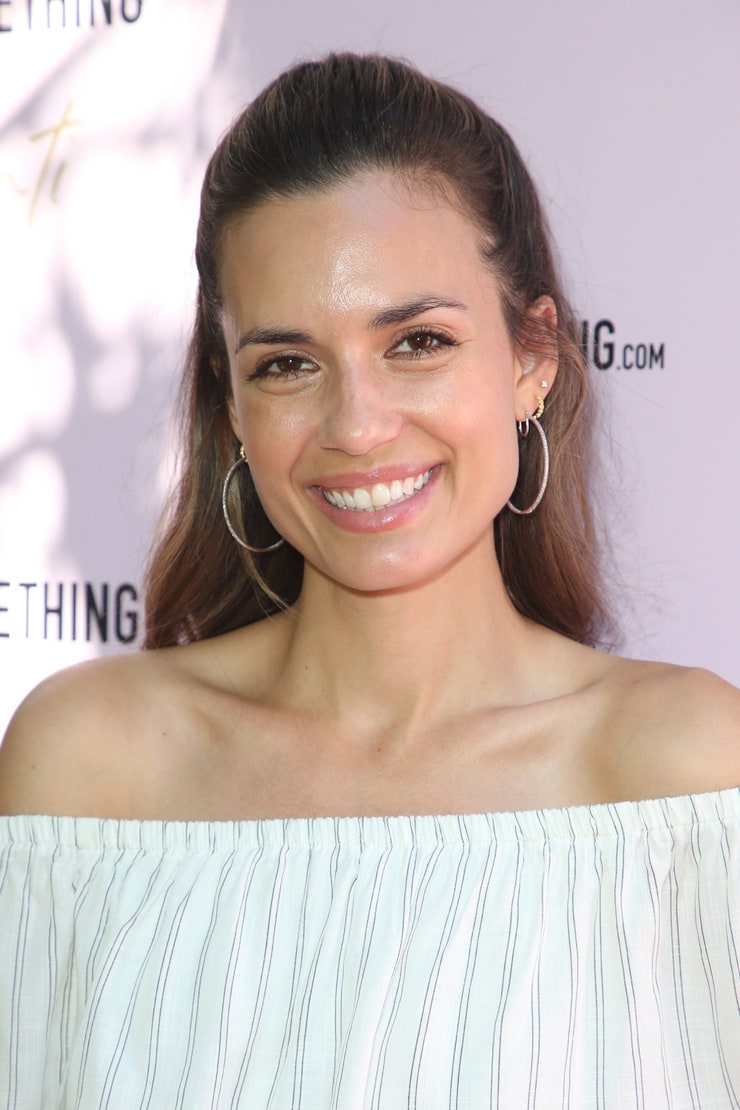 Torrey DeVitto