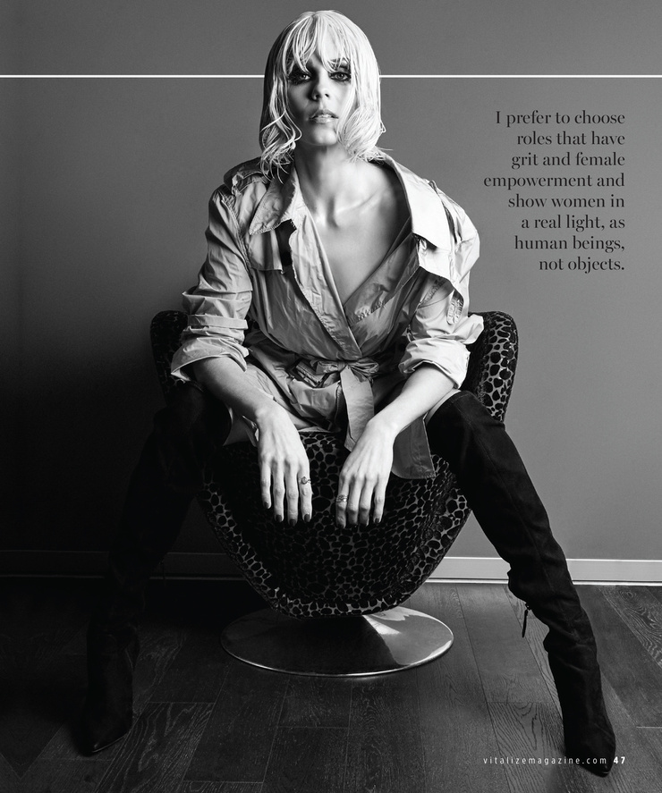 Laura Vandervoort Laura Vandervoort
