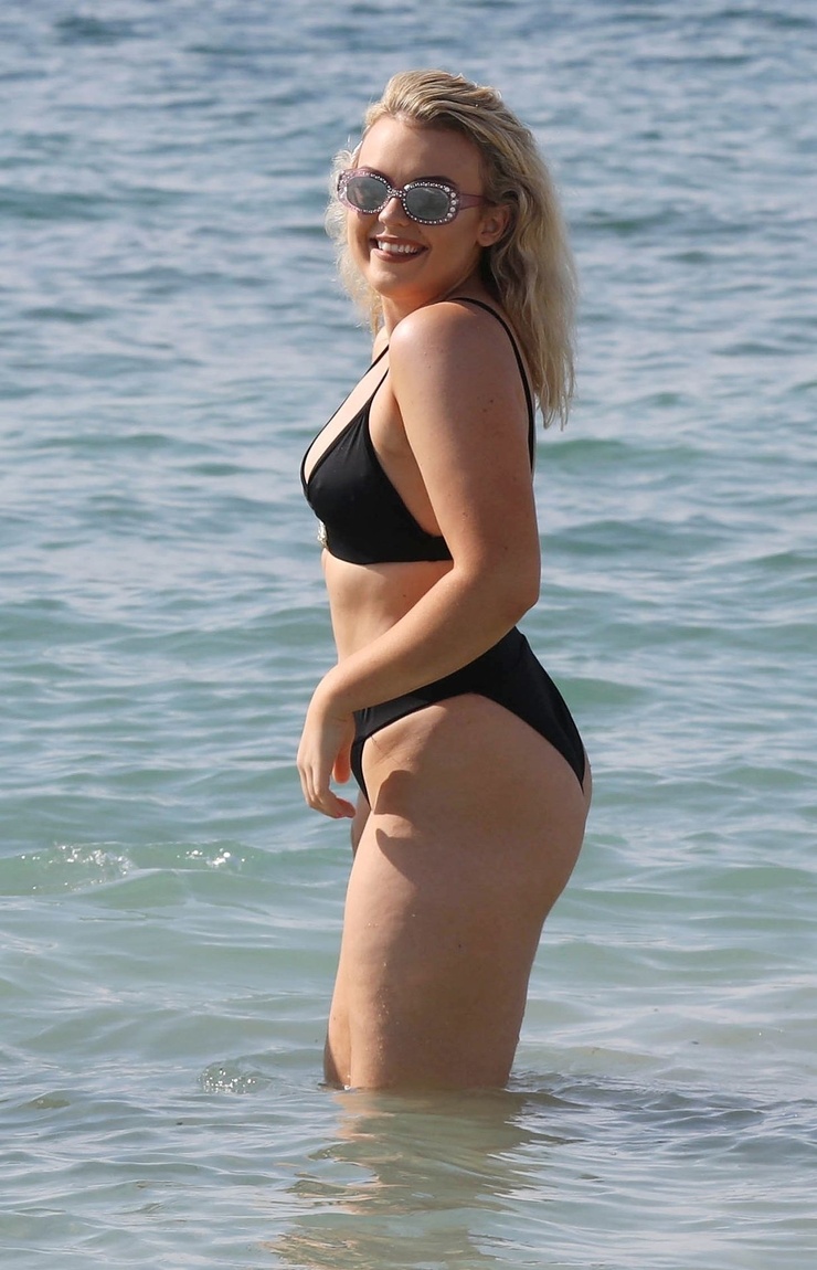 Tallia Storm