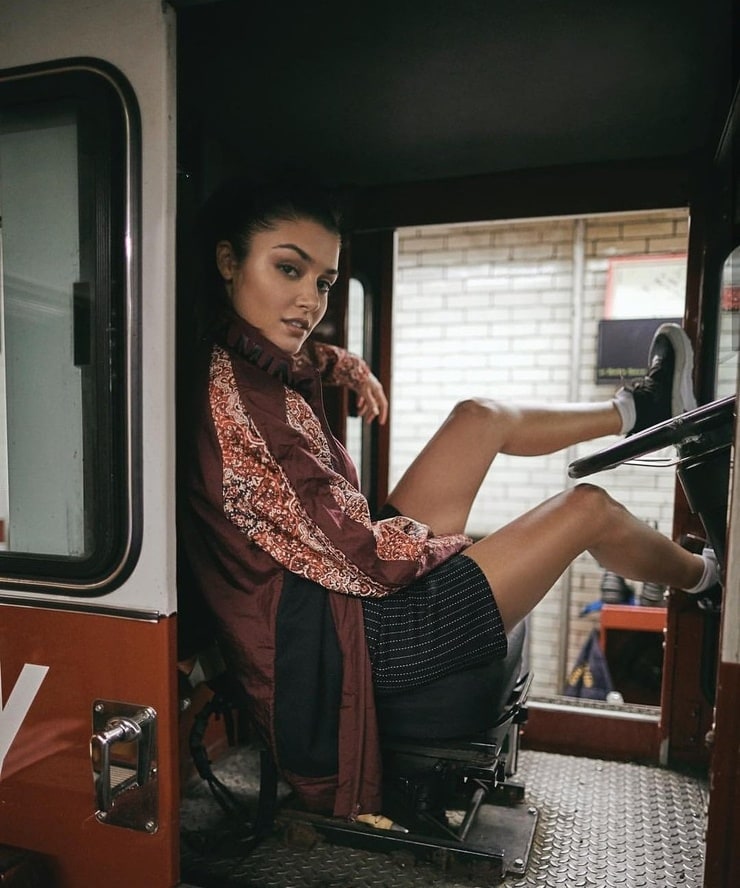 Hande Erçel Hande Erçel