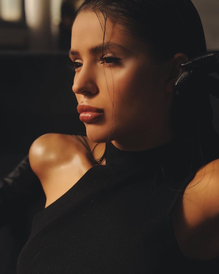 Viktoriya Korotkova Viktoriya Korotkova