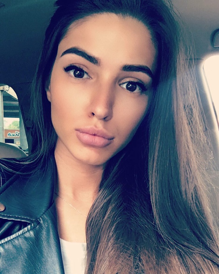 Viktoriya Korotkova Viktoriya Korotkova