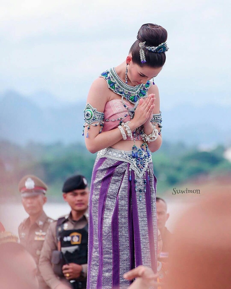 Urassaya Sperbund Urassaya Sperbund
