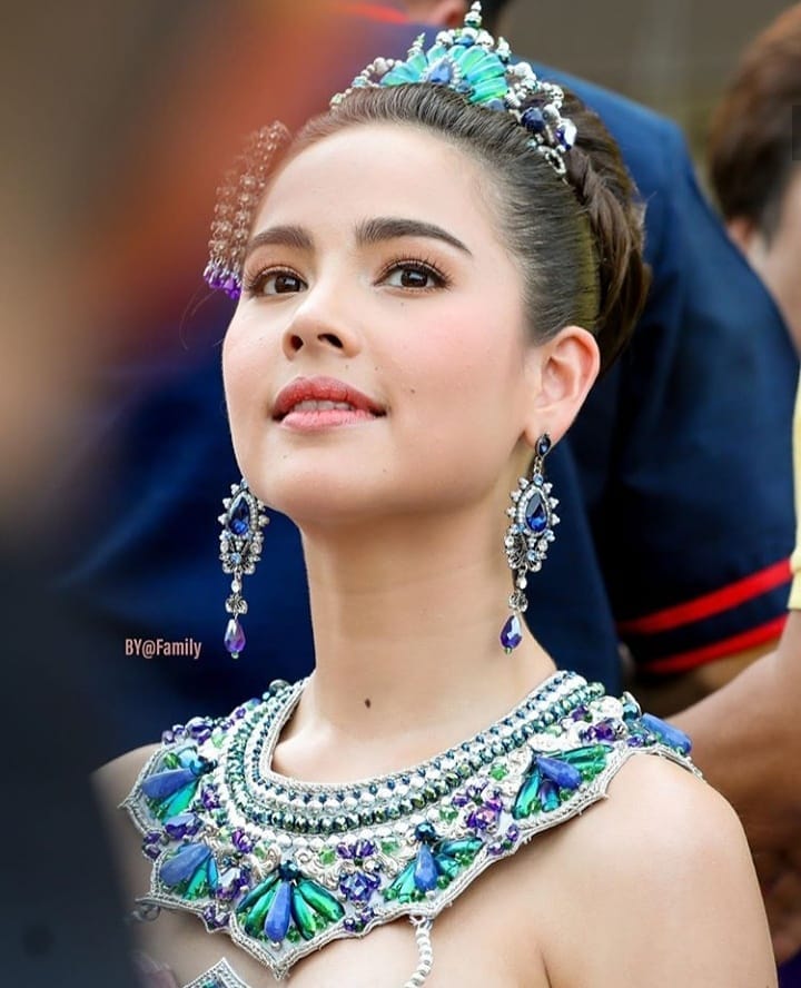 Picture Of Urassaya Sperbund