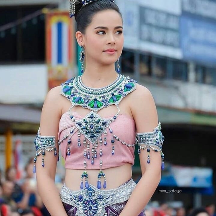 Urassaya Sperbund