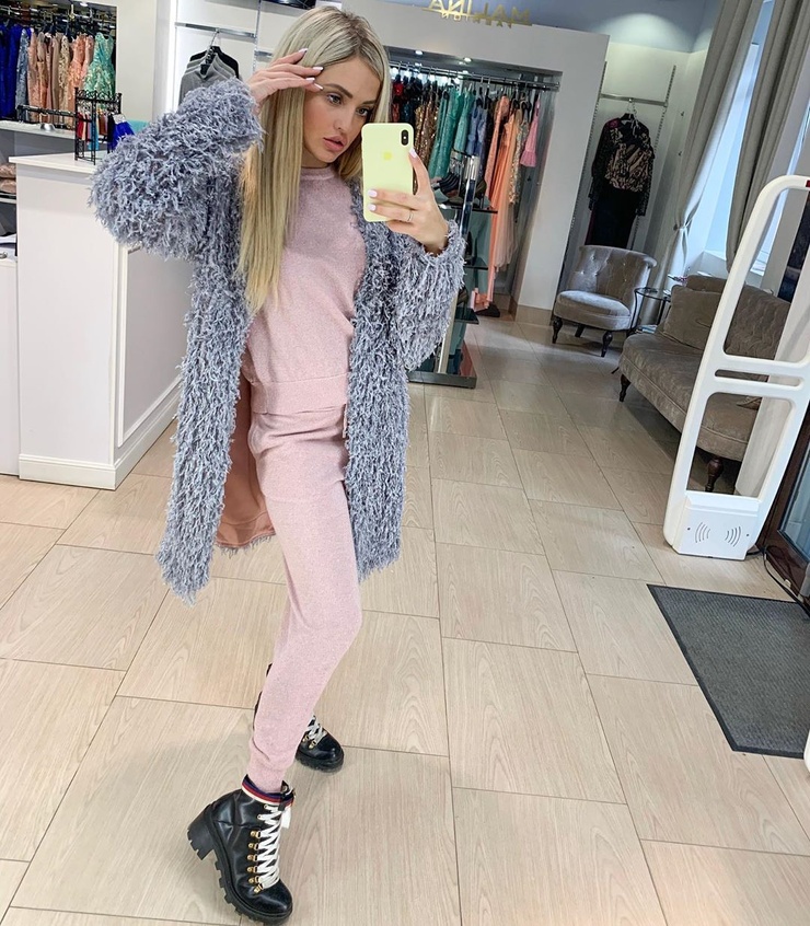 Evgenia Koscheeva Evgenia Koscheeva