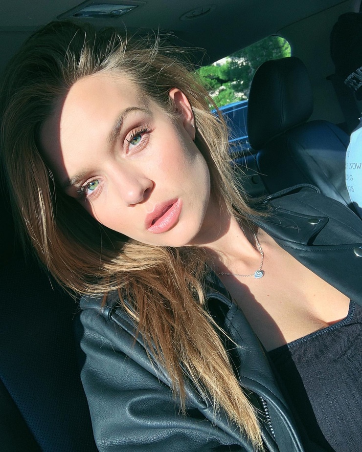 Josephine Skriver Josephine Skriver