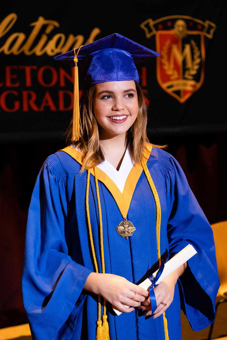 Bailee Madison