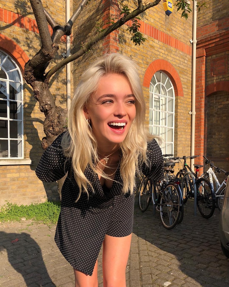 Elys Hutchinson